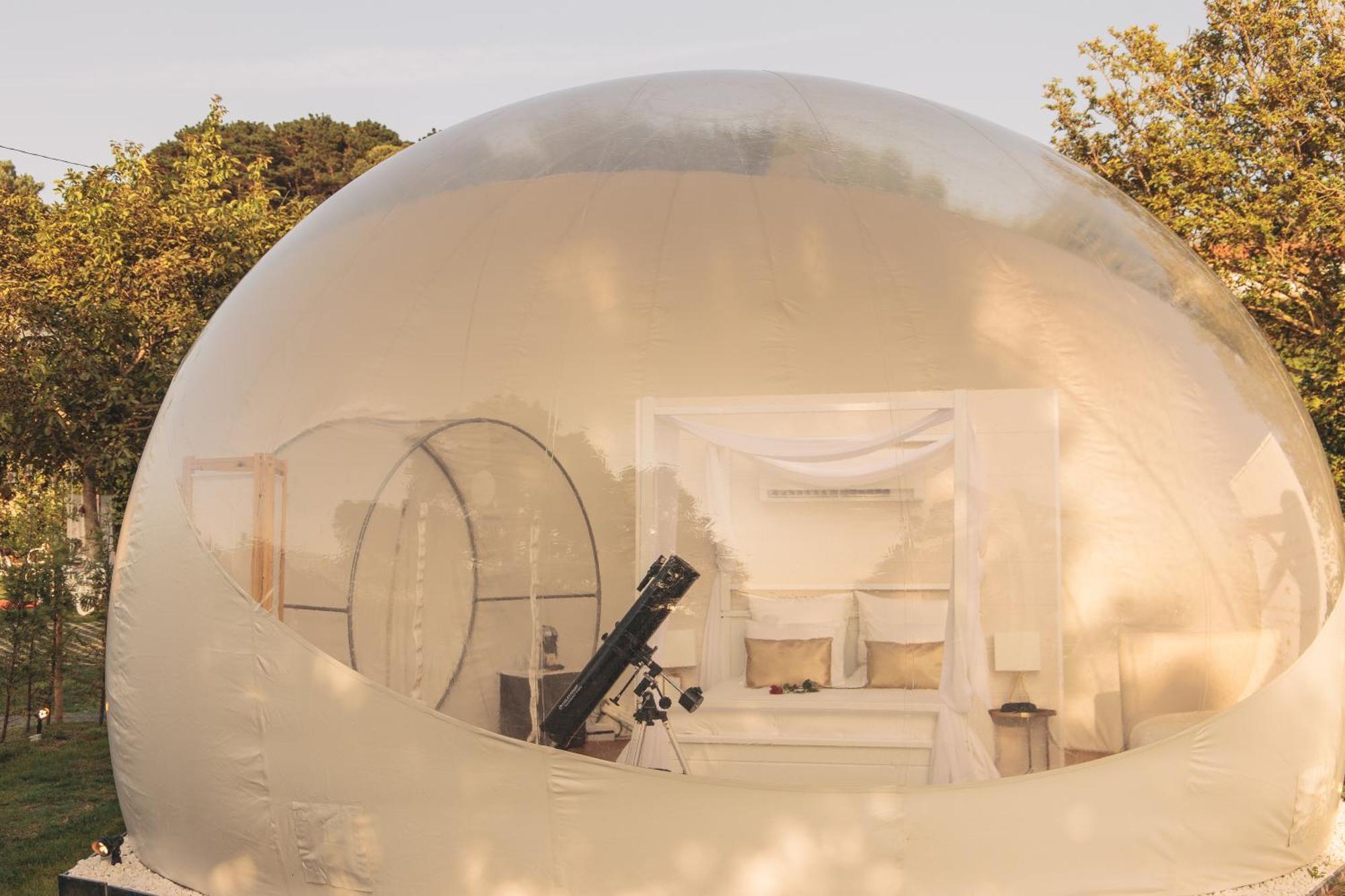 Burbujas Astronomicas Albarari Sanxenxo Hotel Eksteriør billede